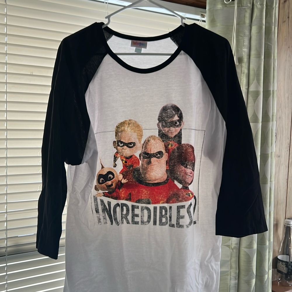 Lularoe, Randy Disney incredibles 2 size 2 XL